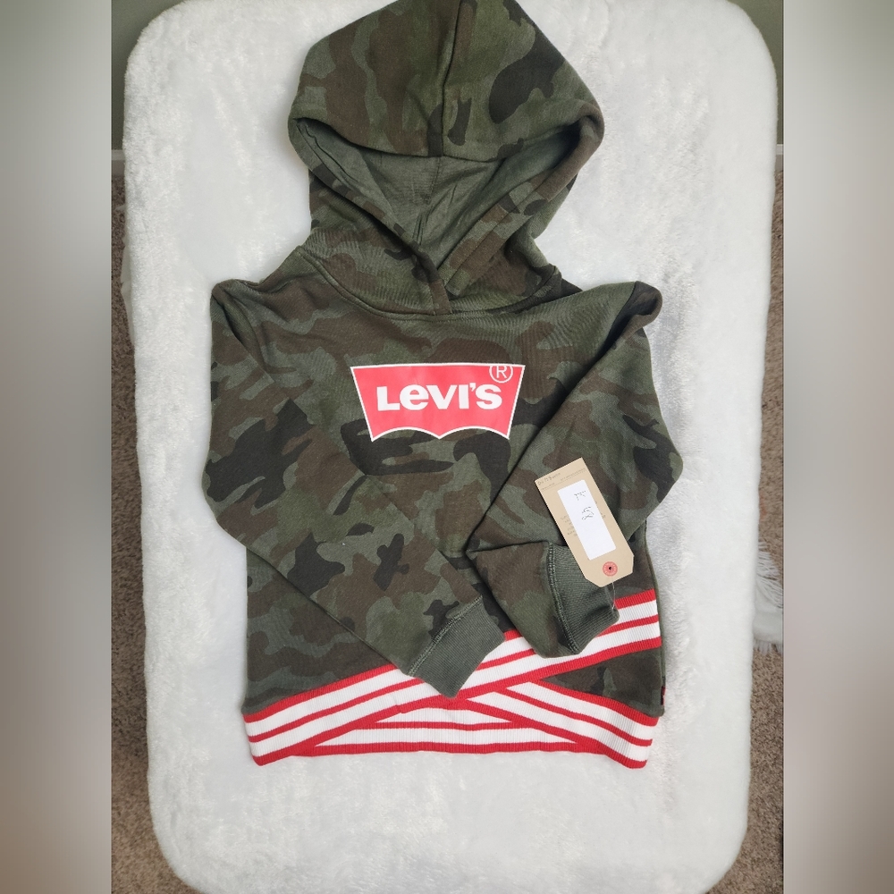NWT Levi hoodie